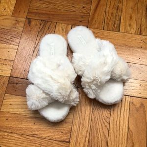 Women’s Cross Band Plush slippers